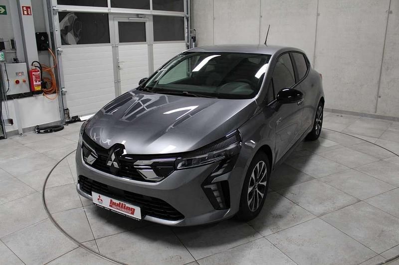 Neu Mitsubishi Colt Plus 143 PS (105 kW) 2025 Achatgrau Kleinwagen