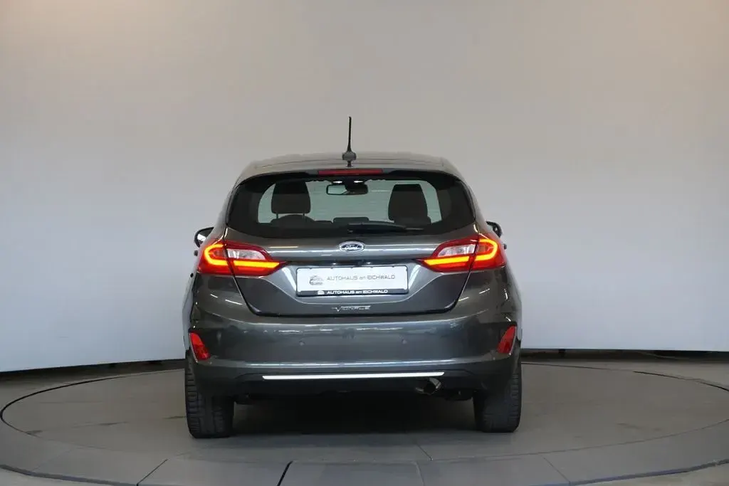 Gebraucht Ford Fiesta Vignale 101 PS (74 kW) 2019 Grau Kleinwagen