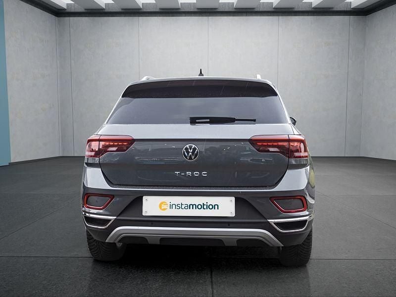 Grau Gebraucht 2024 VW T-Roc SUV | 31.149 € (Fairer Preis) - Bild 1/1