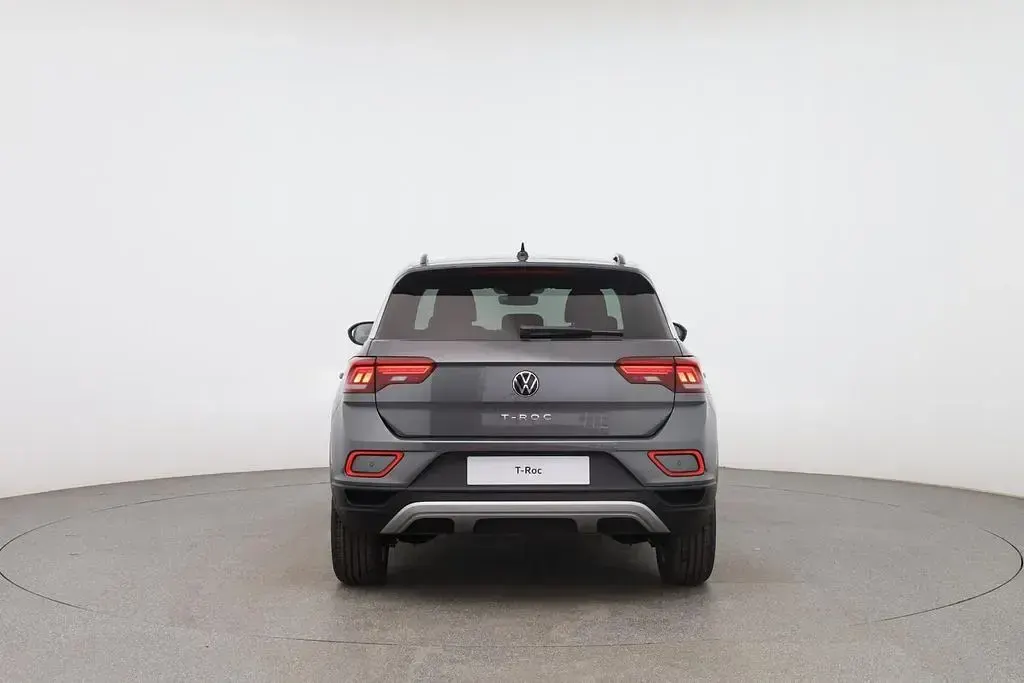 Neu VW T-Roc 150 PS (110 kW) 2026 Grau SUV