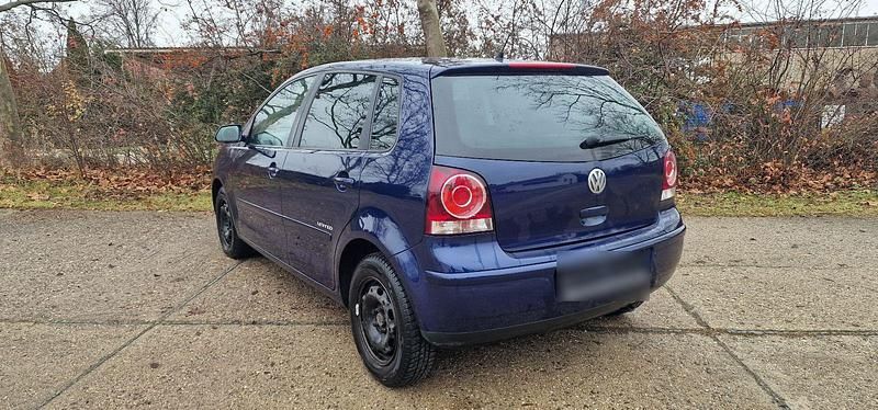 Gebraucht VW Polo United 60 PS (44 kW) 2008 Blau Limousine