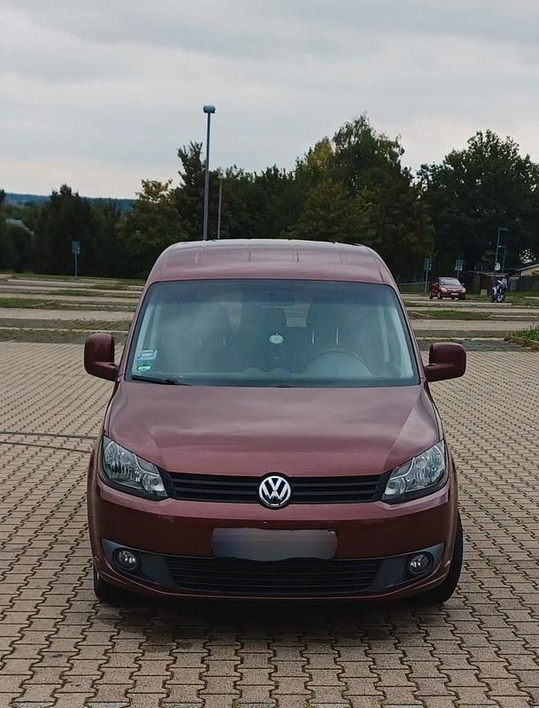 Rot Gebraucht 2011 VW Caddy Comfortline Van / Kleinbus | 5.300 € (Superpreis) - Bild 1/4
