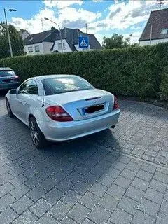 Gebraucht Mercedes SLK200 163 PS (119 kW) 2007 Silber Cabrio