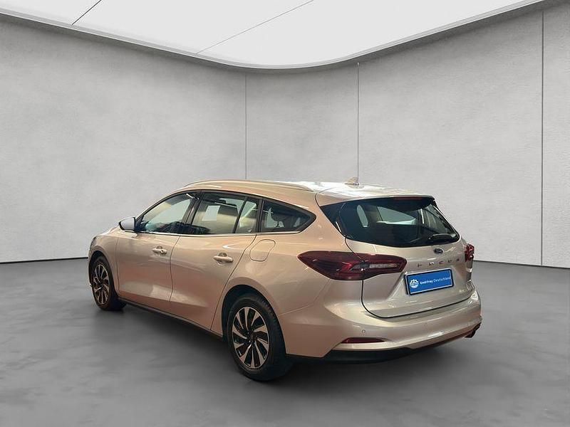 Gebraucht Ford Focus Titanium 125 PS (91 kW) 2023 Schwarz Kombi