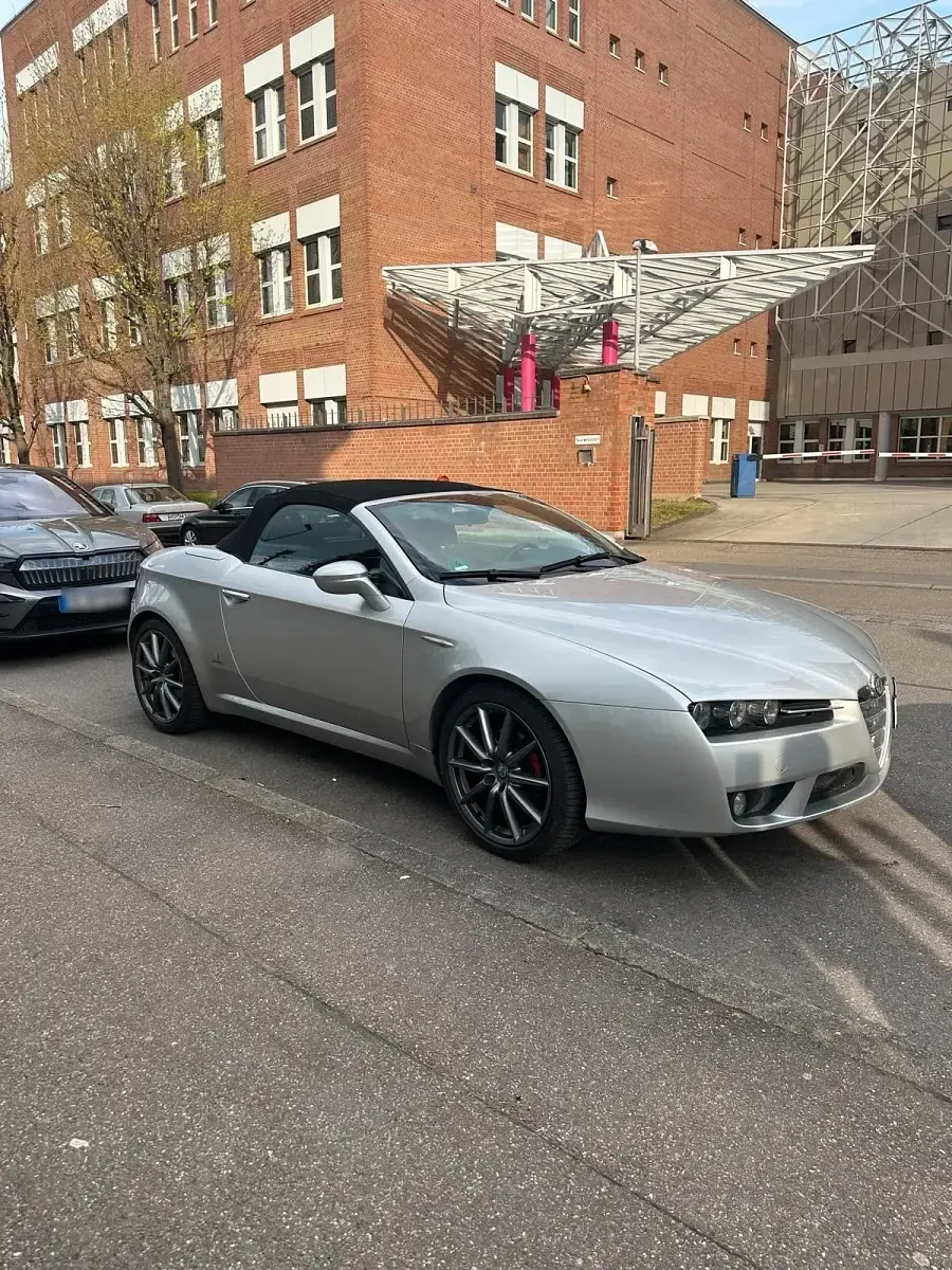 Gebraucht Alfa Romeo Spider 185 PS (136 kW) 2007 Silber Cabrio