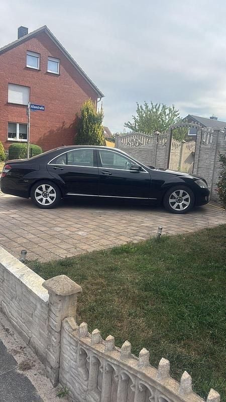 Gebraucht Mercedes S320 235 PS (172 kW) 2009 Schwarz Limousine