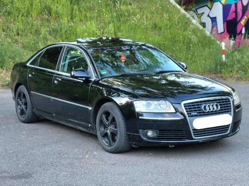 Schwarz Gebraucht 2007 Audi A8 Limousine | 6.500 € (Guter Preis) - Bild 1/4