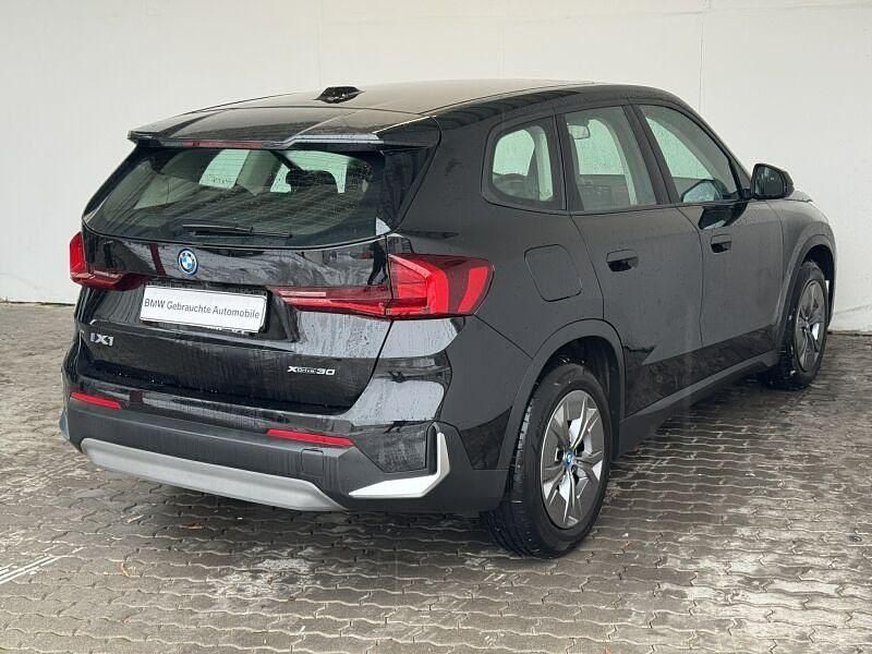 Gebraucht BMW iX1 Performance 225 kW (306 PS) 2023 Schwarz SUV