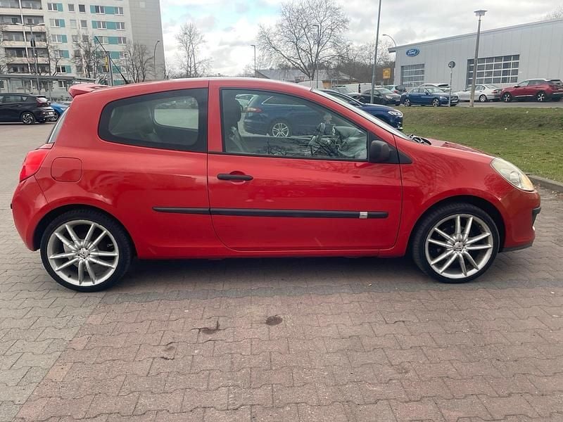 Gebraucht Renault Clio III 75 PS (55 kW) 2006