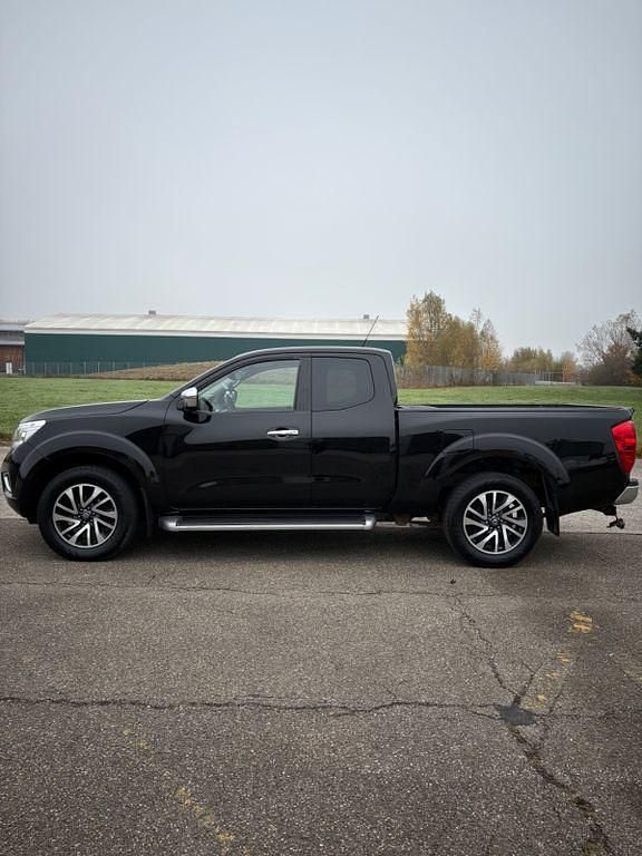 Schwarz Gebraucht 2016 Nissan Navara Abholung | 15.999 € (Fairer Preis) - Bild 1/4