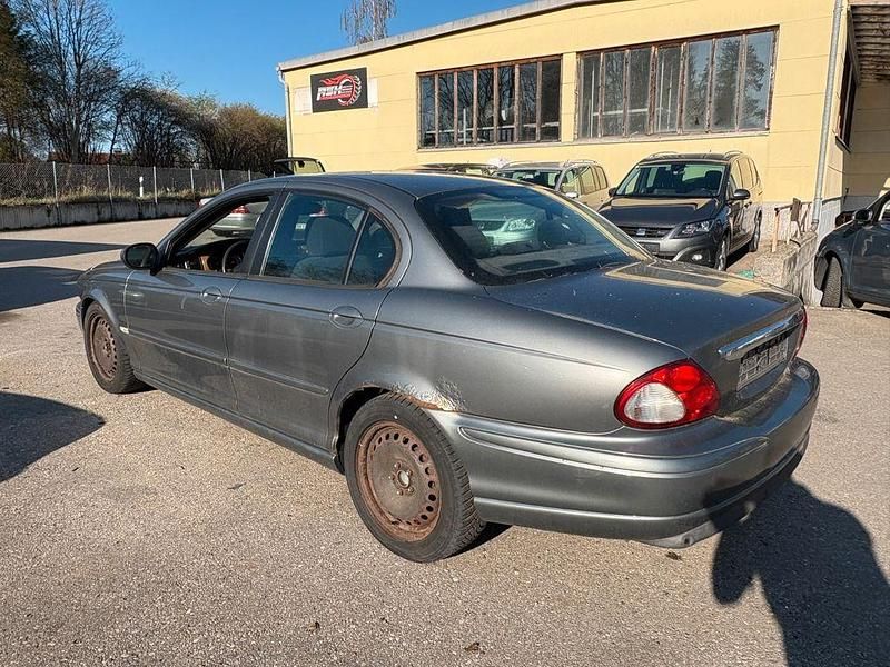 Gebraucht Jaguar X-type Classic 131 PS (96 kW) 2004 Beige Limousine
