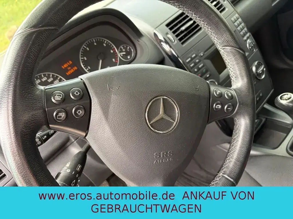 Gebraucht Mercedes A180 116 PS (85 kW) 2010 Grau Limousine