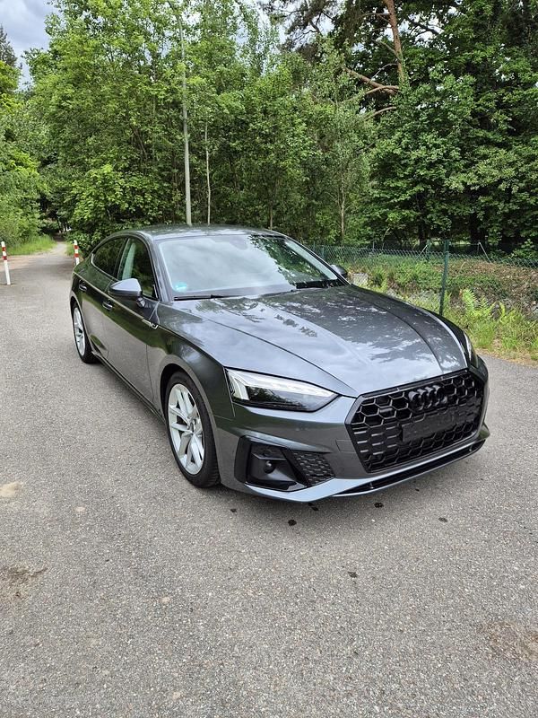 Gebraucht Audi A5 S-Line 204 PS (150 kW) 2024 Grau Coupé