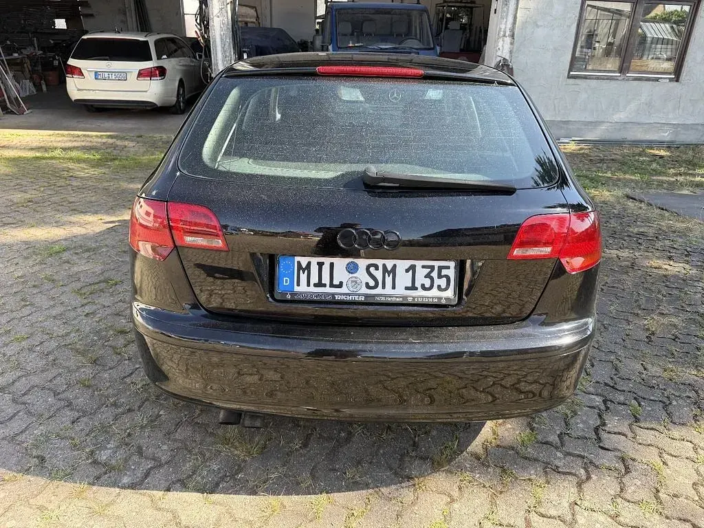 Gebraucht Audi A3 Ambiente 140 PS (102 kW) 2005 Schwarz Kleinwagen