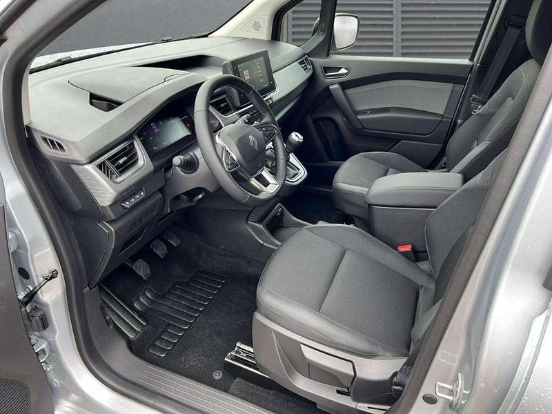 Neu Renault Kangoo Equilibre 95 PS (69 kW) 2025 Highlandgrau Van / Kleinbus