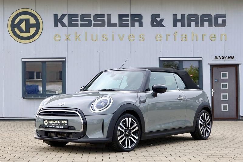 Moonwalk grey Gebraucht 2021 Mini Cooper Cabriolet Classic Cabrio | 23.999 € (Fairer Preis) - Bild 1/4