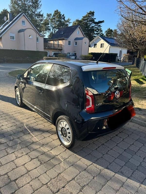 Gebraucht VW up! high up! 75 PS (55 kW) 2012 Schwarz Kleinwagen