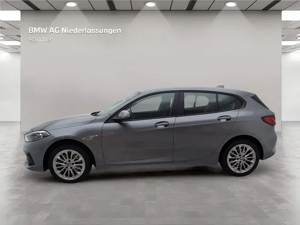 Gebraucht BMW 120 190 PS (139 kW) 2024 Grau Kleinwagen