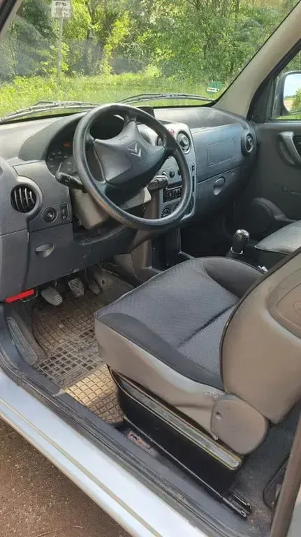 Used Citroën Berlingo 75 HP (55 kW) 2009 Silver Minivan