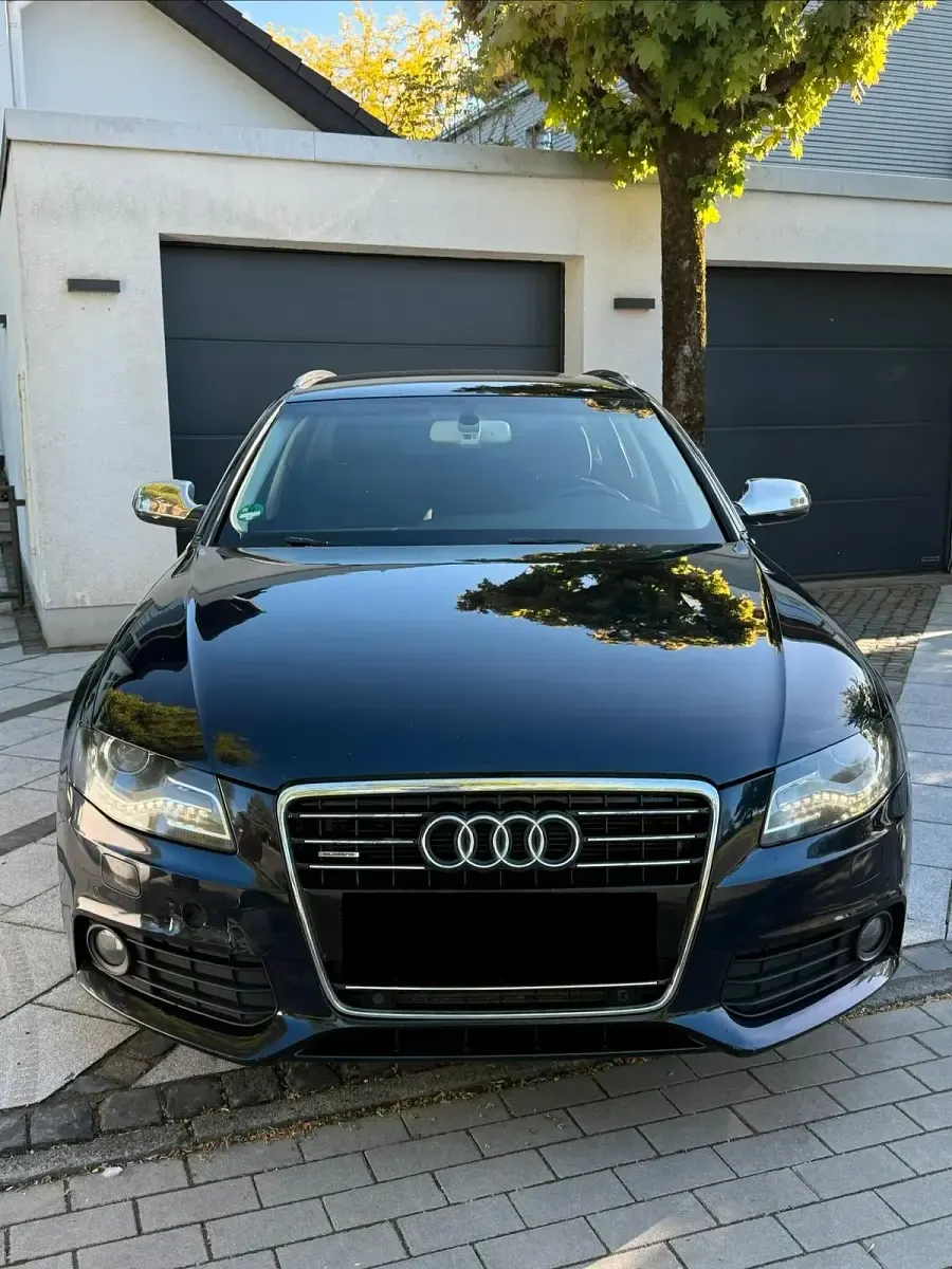 Gebraucht Audi A4 239 PS (175 kW) 2011 Blau Kombi