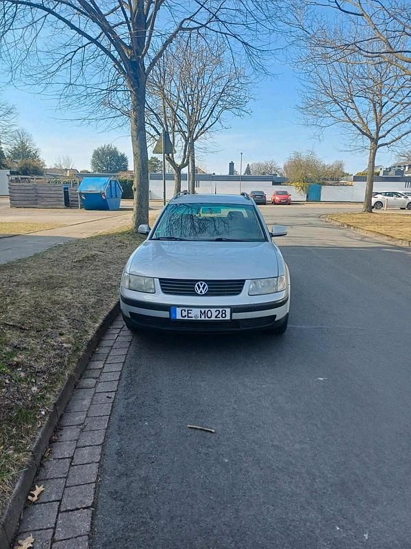 Gebraucht VW Passat 101 PS (74 kW) 1999 Kombi