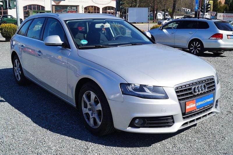 Gebraucht Audi A4 Attraction 160 PS (117 kW) 2009 Silber Kombi
