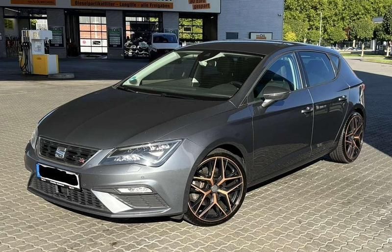 Gebraucht 2018 Seat Leon FR Limousine | 14.599 € (Fairer Preis) - Bild 1/4