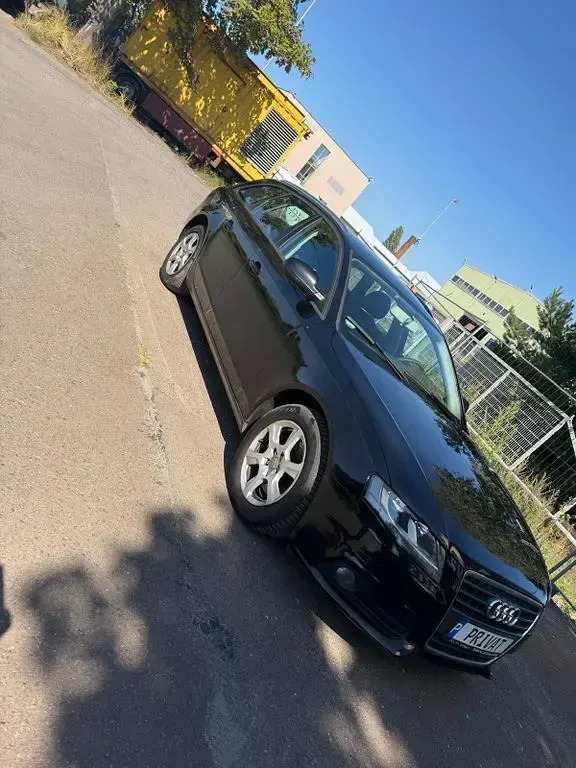 Gebraucht Audi A4 Attraction 120 PS (88 kW) 2010 Schwarz Kombi