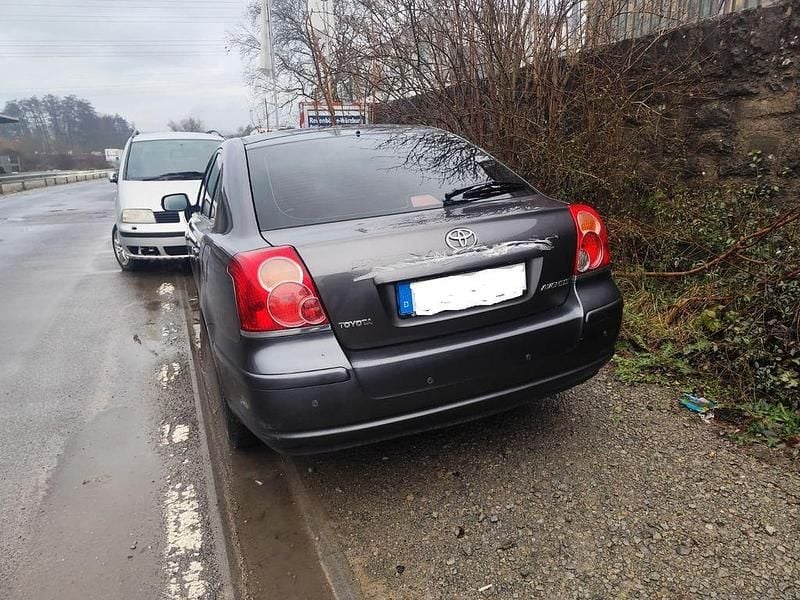 Gebraucht Toyota Avensis Sol 147 PS (108 kW) 2006 Grau Limousine