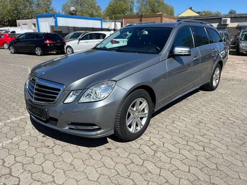 Usata Mercedes E220 170 CV (125 kW) 2010 Argento Station wagon