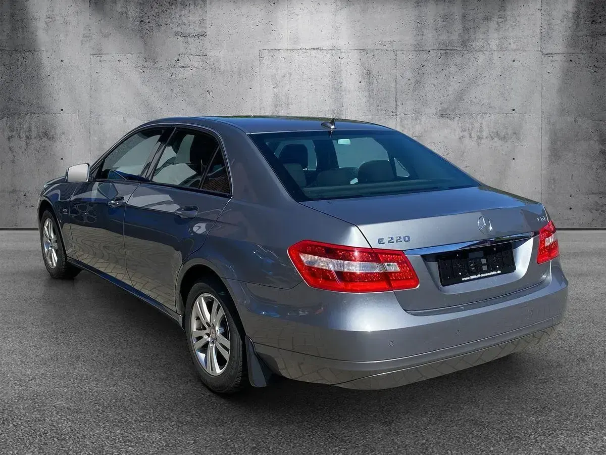 Brugt Mercedes E220 170 HK (125 kW) 2010 Sølv Sedan