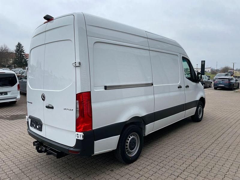 Gebraucht Mercedes Sprinter 170 PS (125 kW) 2025 Weiß Van