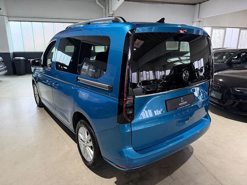 Gebraucht VW Caddy Style 122 PS (89 kW) 2021 Blau Van / Kleinbus