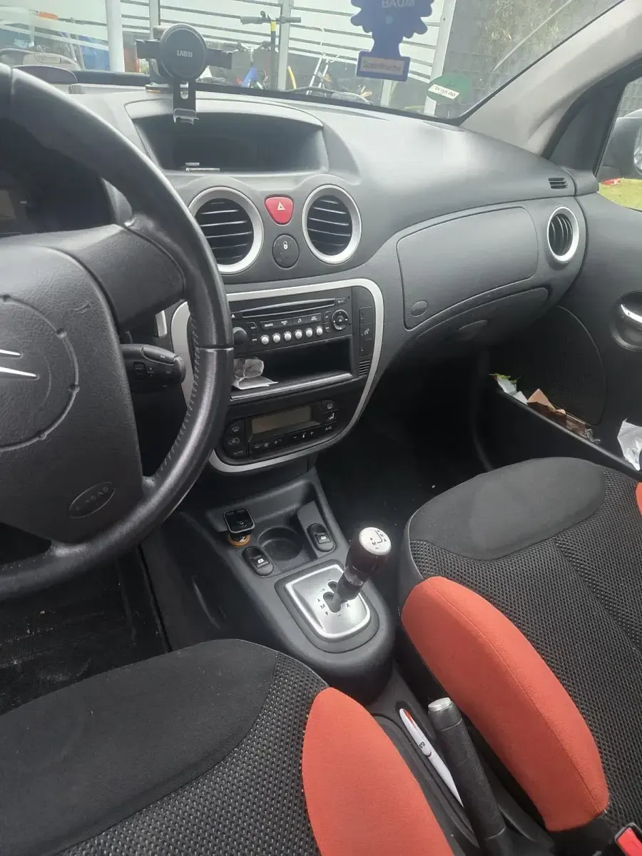 Gebraucht Citroën C2 99 PS (72 kW) 2006 Schwarz Kleinwagen