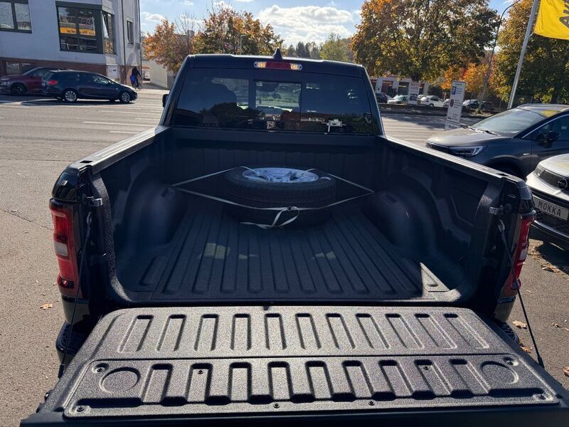 Gebraucht Dodge Ram 420 PS (308 kW) 2024 Schwarz Pickup