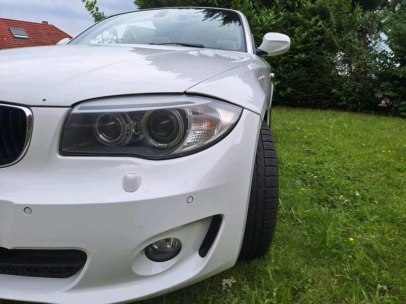 Gebraucht BMW 118 Cabriolet 143 PS (105 kW) 2011 Weiß Cabrio
