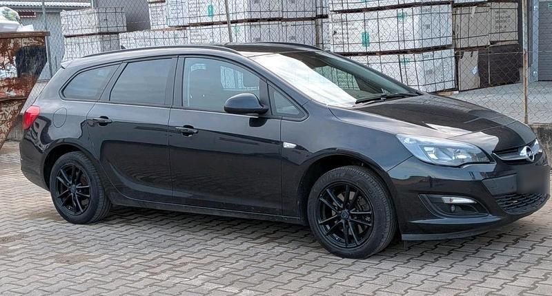 Gebraucht Opel Astra 136 PS (100 kW) 2015 Kombi