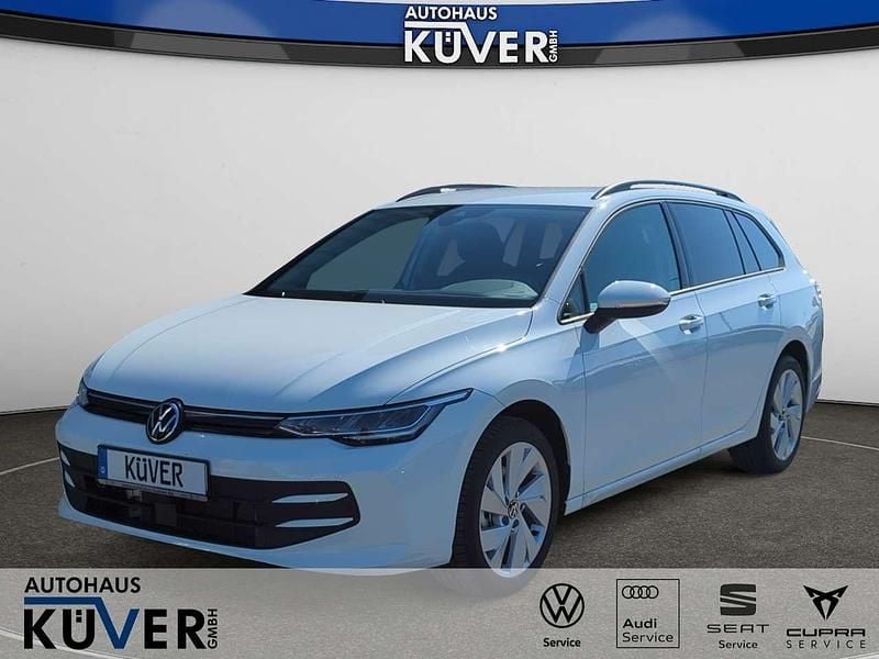 Pure white Neu 2025 VW Golf VIII Life Kombi | 24.550 € (Superpreis) - Bild 1/4