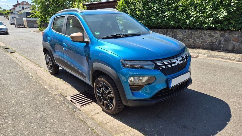 Blau Gebraucht 2023 Dacia Spring Extreme Kleinwagen | 11.900 € (Superpreis) - Bild 1/4