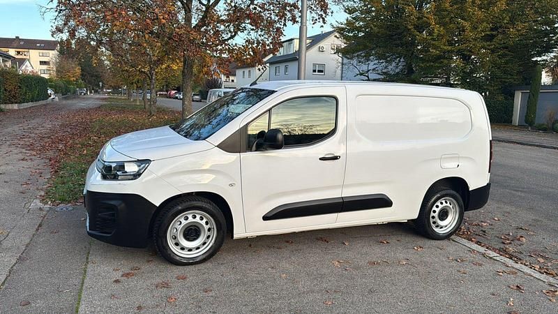 Weiß Gebraucht 2019 Citroën Berlingo Van / Kleinbus | 8.650 € (Fairer Preis) - Bild 1/4