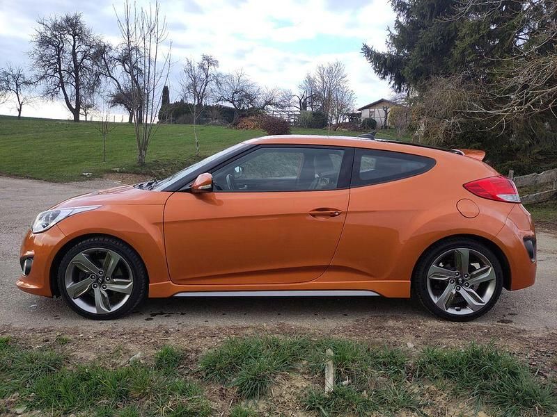 Gebraucht Hyundai Veloster Style 186 PS (136 kW) 2015 Orange Kleinwagen