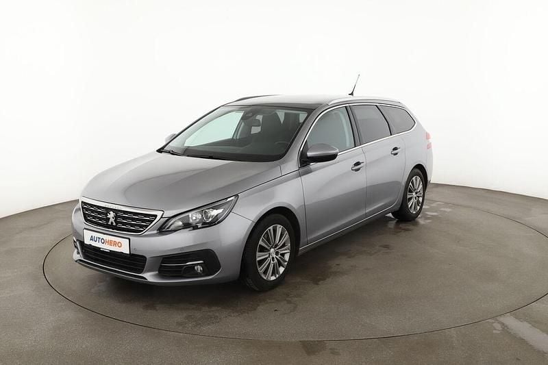Gebraucht Peugeot 308 Allure 131 PS (96 kW) 2020 Kombi