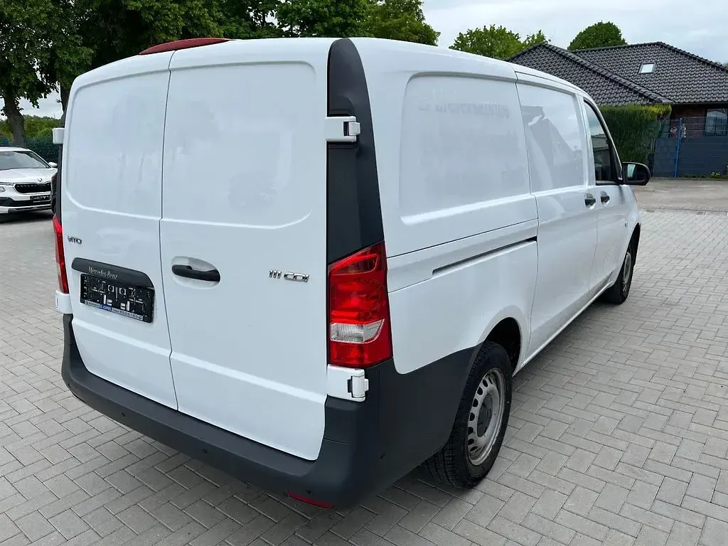 Gebraucht Mercedes Vito 114 PS (83 kW) 2019 Weiß Van