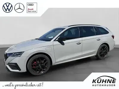 Używany Skoda Octavia RS 245 KM (180 kW) 2021 Kombi