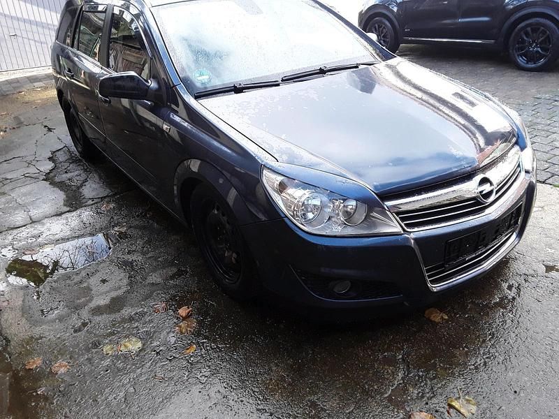 Grau Gebraucht 2007 Opel Astra Kombi | 1.200 € (Guter Preis) - Bild 1/4