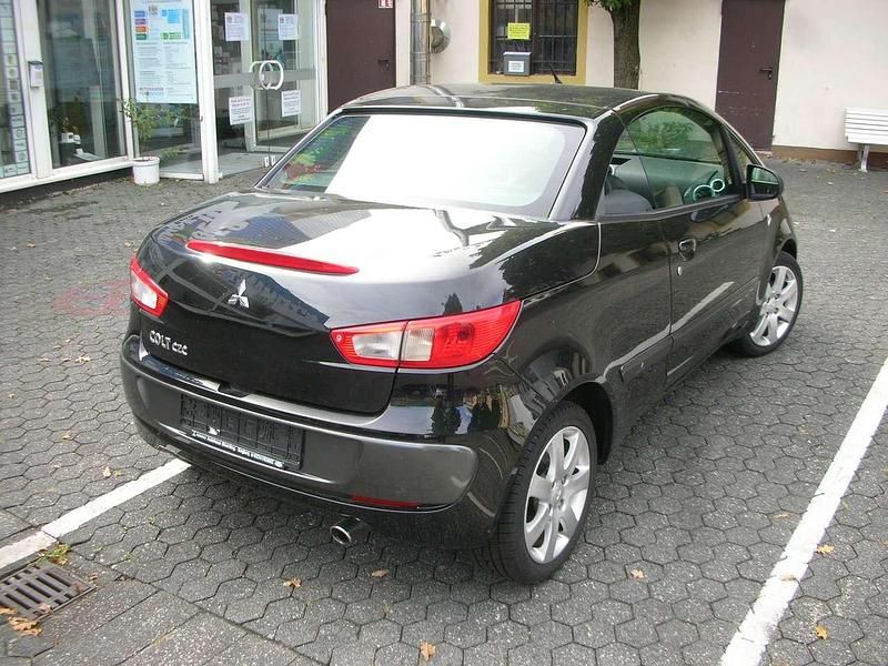 Gebraucht Mitsubishi Colt Invite 109 PS (80 kW) 2006 Schwarz Cabrio
