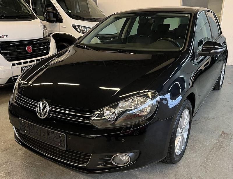 Schwarz Gebraucht 2012 VW Golf VI Style Limousine | 6.499 € (Fairer Preis) - Bild 1/4