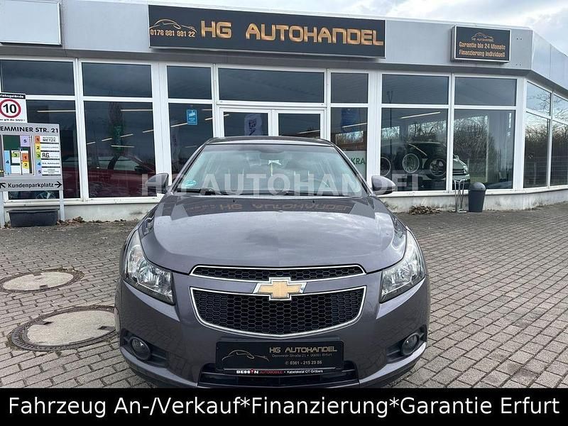 Gebraucht Chevrolet Cruze 141 PS (103 kW) 2012 Grau Kleinwagen