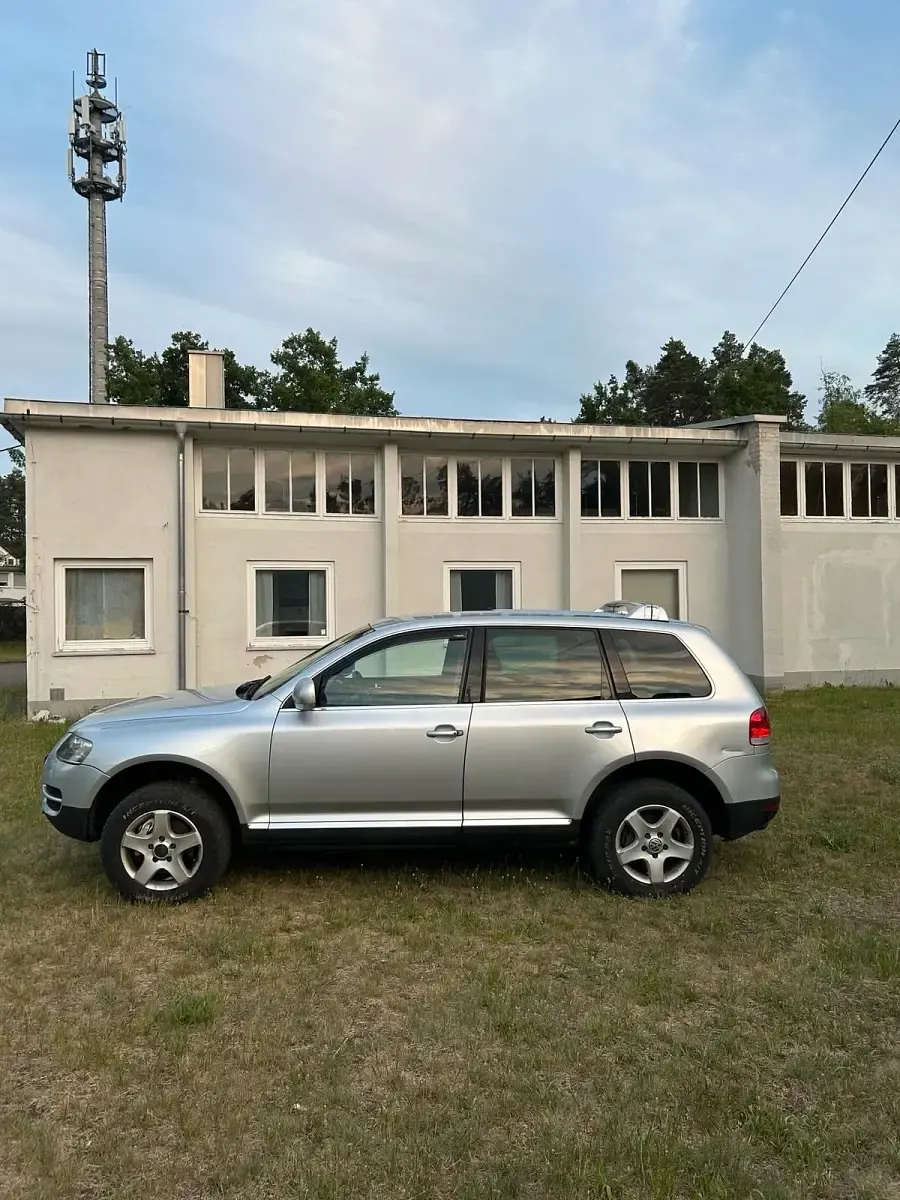 Gebraucht VW Touareg 224 PS (164 kW) 2006 Silber SUV