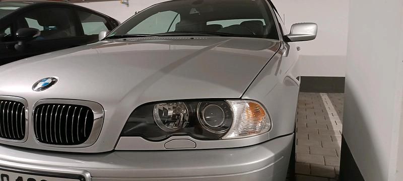 Silber Gebraucht 2001 BMW 330 Cabriolet M Sport Cabrio | 12.000 € (Guter Preis) - Bild 1/4
